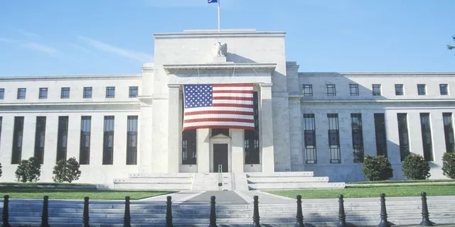 Pasar Mengamati Kebijakan The Fed